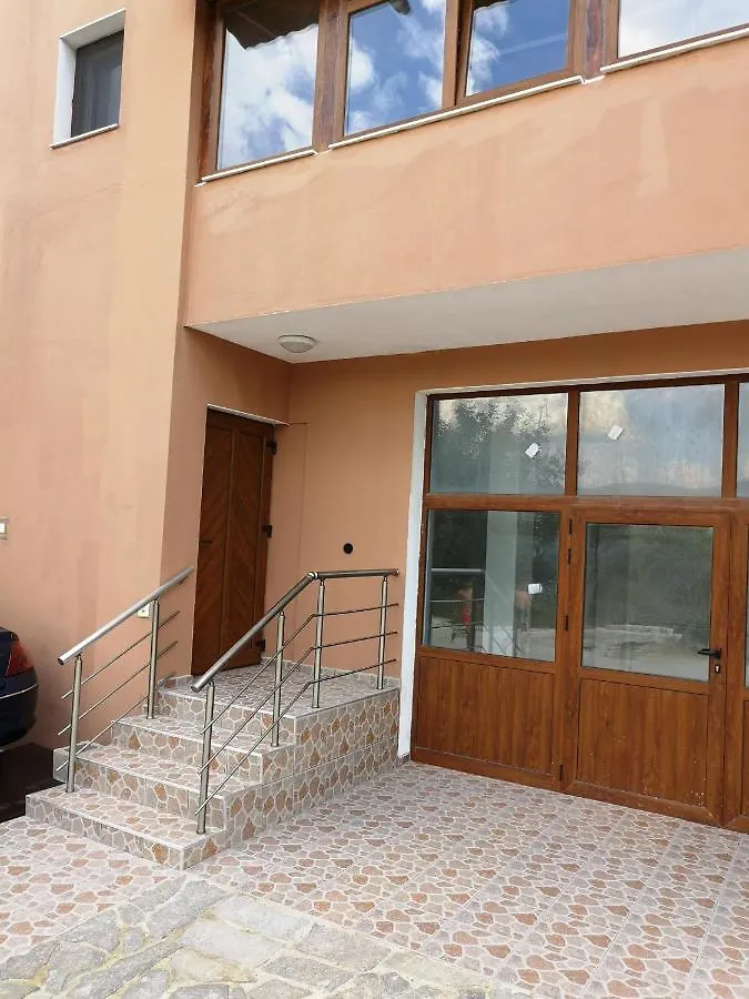 Alfa Guest House With Parking Βάρνα Βουλγαρία