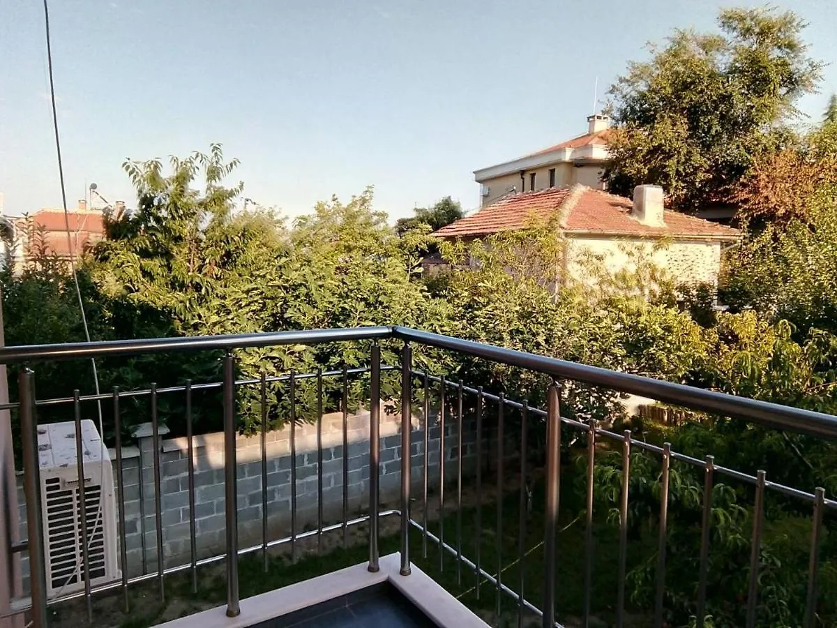 Alfa Guest House With Parking Βάρνα 0*,